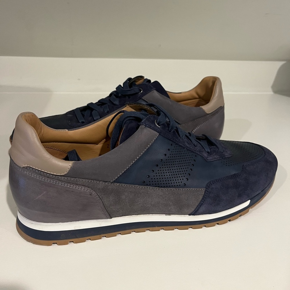 Magnanni “Nesto” Only worn 1x!! Navy with Grey